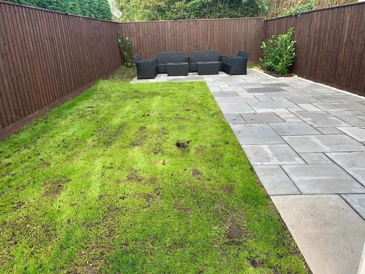 Fantastic Villa Bournemouth - Spa, Parking, Garden Holiday home